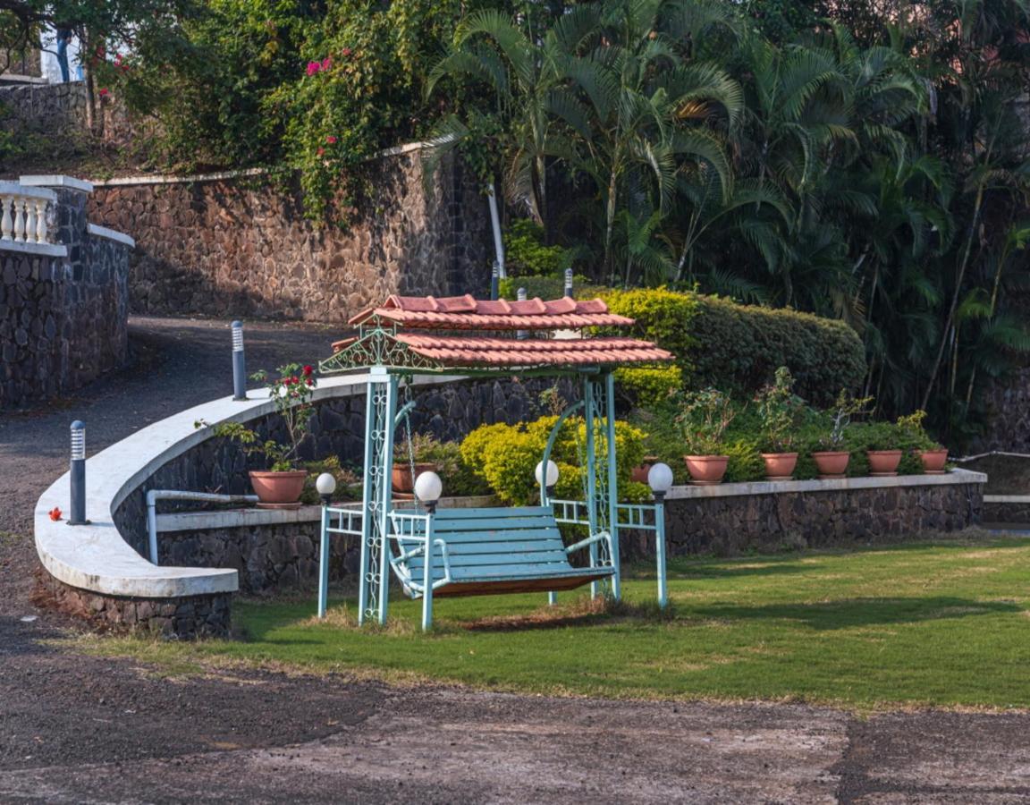 Saffronstays Aurelia, Panchgani - Balinese Villa With Breathtaking Valley Views Exterior foto